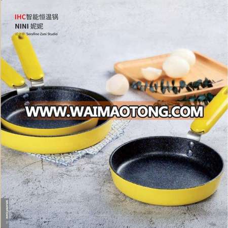 2017 Newest Patent IHC130 Children Egg flying pot Pan Non Stick Teflon Bake Pan Non-stick Omelette pan